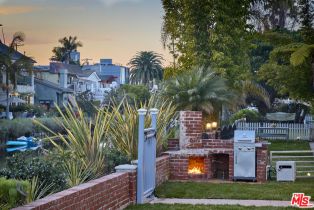 Residential Income, 2814 Grand Canal, Venice, CA 90291 - 21