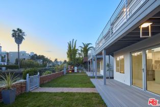 Residential Income, 2814 Grand Canal, Venice, CA 90291 - 22
