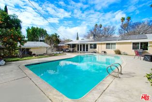 Single Family Residence, 20540 Oxnard st, Woodland Hills, CA 91367 - 9