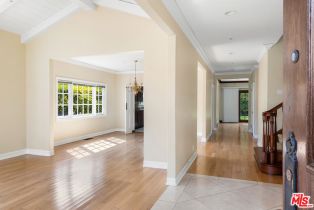 Single Family Residence, 129 Le Doux rd, Beverly Hills, CA 90211 - 2