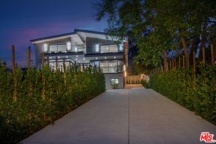 Single Family Residence, 22268   Avenue San Luis, Woodland Hills, CA  Woodland Hills, CA 91364