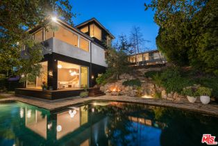 Single Family Residence, 500   Toyopa Dr, Pacific Palisades, CA  Pacific Palisades, CA 90272
