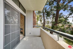Condominium, 200 Swall dr, Beverly Hills, CA 90211 - 11