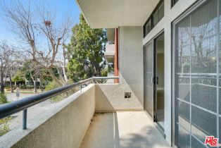 Condominium, 200 Swall dr, Beverly Hills, CA 90211 - 12