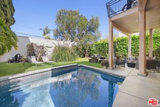 Single Family Residence, 1055 26th st, Santa Monica, CA 90403 - 5