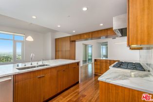 Condominium, 1 W Century dr, Wilshire Corridor, CA 90067 - 10