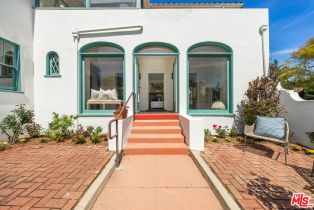 Single Family Residence, 335 Beirut ave, Pacific Palisades, CA 90272 - 3