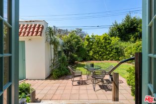 Single Family Residence, 335 Beirut ave, Pacific Palisades, CA 90272 - 27