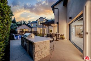 Single Family Residence, 15555 Valley Vista blvd, Encino, CA 91436 - 13
