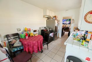 Residential Income, 2010 Spring st, Long Beach, CA 90810 - 37