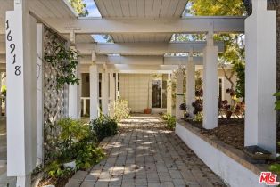 Single Family Residence, 16918 Donna Ynez Ln, Pacific Palisades, CA  Pacific Palisades, CA 90272