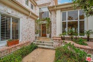 , 1618 Chastain Pkwy, Pacific Palisades, CA 90272 - 5