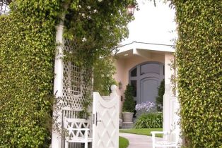 Single Family Residence, 1638 Tower Grove dr, Beverly Hills, CA 90210 - 25
