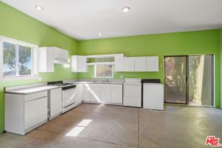 Single Family Residence, 190 Loma Metisse rd, Malibu, CA 90265 - 40