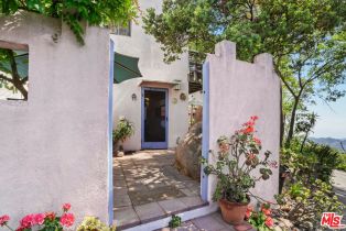 Single Family Residence, 190 Loma Metisse rd, Malibu, CA 90265 - 9