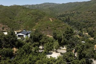 , 27084 Old Chimney rd, Malibu, CA 90265 - 4