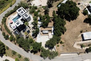 , 27084 Old Chimney rd, Malibu, CA 90265 - 6