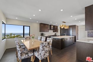 Single Family Residence, 17438 Revello dr, Pacific Palisades, CA 90272 - 7