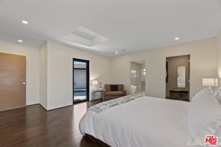 Single Family Residence, 17438 Revello dr, Pacific Palisades, CA 90272 - 19