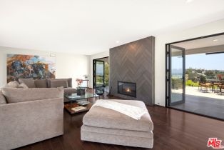 Single Family Residence, 17438 Revello dr, Pacific Palisades, CA 90272 - 6