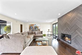Single Family Residence, 17438 Revello dr, Pacific Palisades, CA 90272 - 5