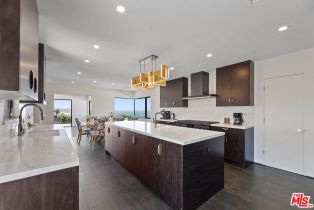 Single Family Residence, 17438 Revello dr, Pacific Palisades, CA 90272 - 10