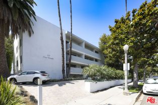 Residential Income, 537 San Vicente blvd, Santa Monica, CA 90402 - 3