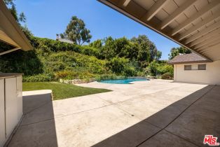 Single Family Residence, 745 Napoli dr, Pacific Palisades, CA 90272 - 13