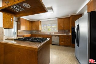 Single Family Residence, 745 Napoli dr, Pacific Palisades, CA 90272 - 3