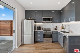 Townhouse, 5830 Desert View dr, La Jolla, CA 92037 - 10