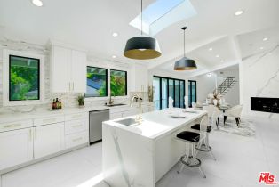 Single Family Residence, 4166 Crisp Canyon rd, Sherman Oaks, CA 91403 - 15