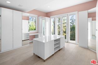 Single Family Residence, 1041 Summit dr, Beverly Hills, CA 90210 - 16