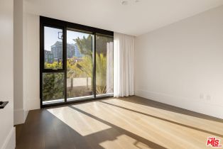 Condominium, 8420 Sunset Blvd, West Hollywood , CA 90069 - 5