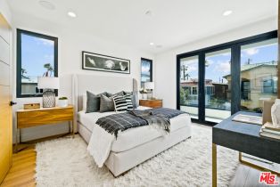 Single Family Residence, 117 25th st, Newport Beach, CA 92663 - 14