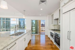 Condominium, 1 Century dr, Wilshire Corridor, CA 90067 - 9