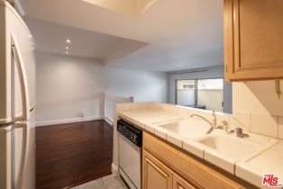 Condominium, 4859 Coldwater Canyon ave, Sherman Oaks, CA 91423 - 11