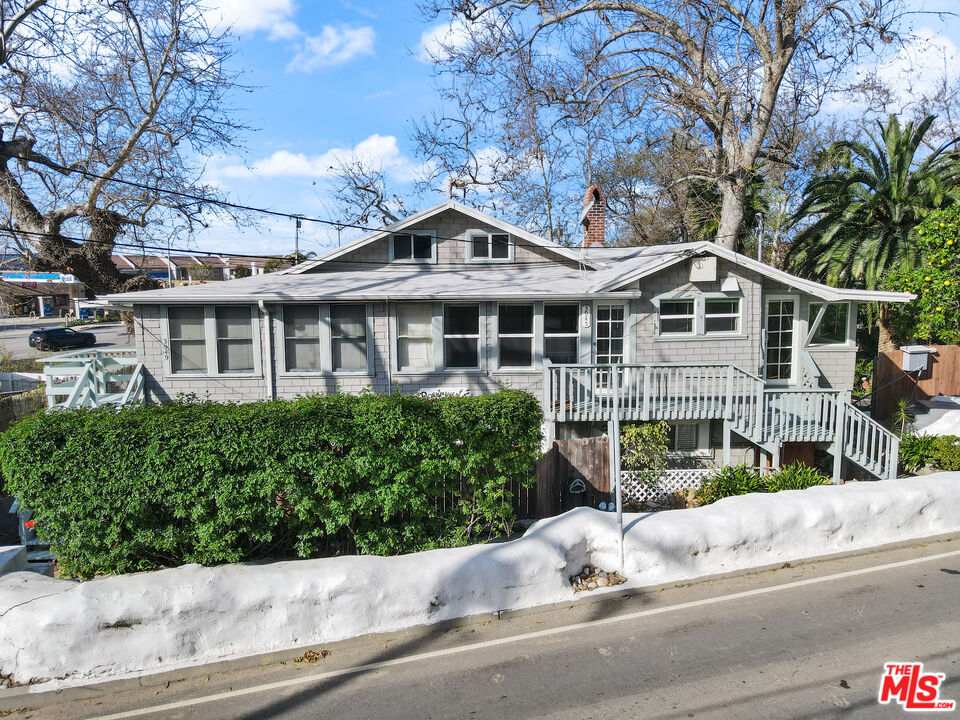 Single Family Residence, 3945 Las Flores Canyon rd, Malibu, CA 90265 - 1