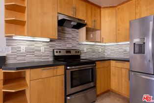 Apartment, 1033 6TH st, Santa Monica, CA 90403 - 11