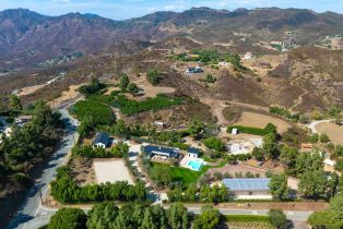 , 1754 Lechusa rd, Malibu, CA 90265 - 4