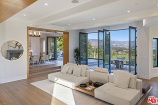 Single Family Residence, 7052 Dume dr, Malibu, CA 90265 - 8