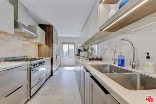 Condominium, 439 Doheny dr, Beverly Hills, CA 90210 - 9