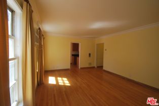 Apartment, 325 PALM dr, Beverly Hills, CA 90210 - 4