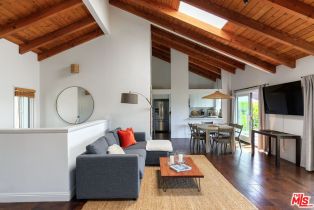 Single Family Residence, 26533 Ocean View dr, Malibu, CA 90265 - 3