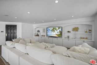 , 31500 Victoria Point rd, Malibu, CA 90265 - 7