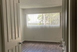 , 1820 Bentley ave, Westwood, CA 90025 - 4