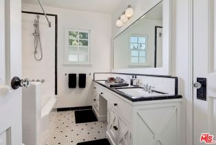 Single Family Residence, 3983 Sunswept dr, Studio City, CA 91604 - 21