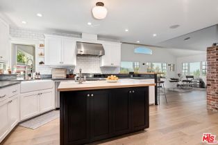 Single Family Residence, 3983 Sunswept dr, Studio City, CA 91604 - 19