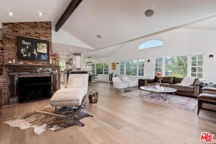 Single Family Residence, 3983 Sunswept dr, Studio City, CA 91604 - 9