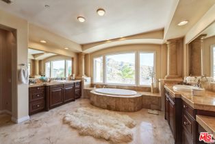 Single Family Residence, 12530 Longacre ave, Granada Hills, CA 91344 - 33