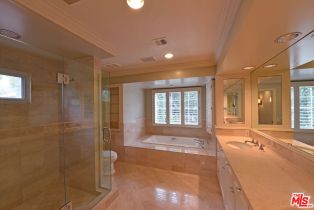 , 321 Dalehurst ave, Westwood, CA 90024 - 9